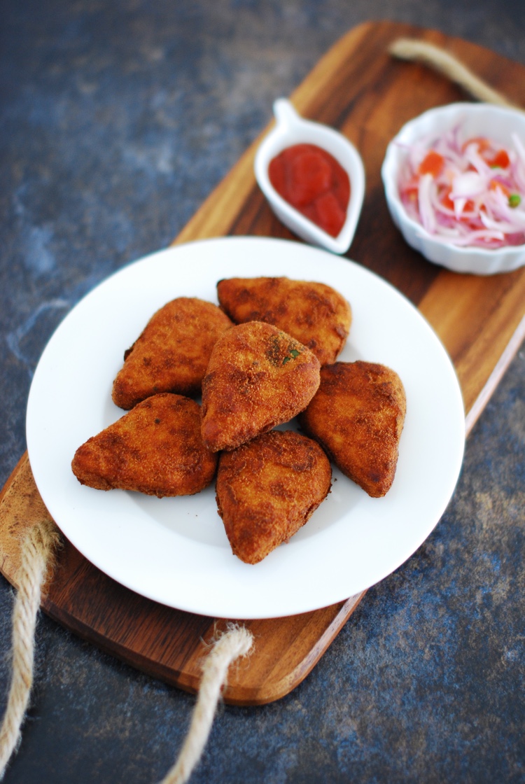 Indian Chicken Cutlet recipe, How to make easy chicken cutlet - Fas Kitchen